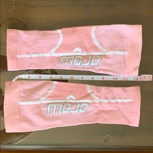 Mojo compression leg sleeves